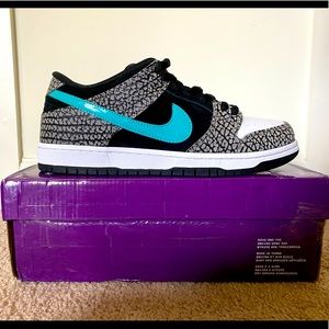 Nike SB Dunk Low Pro